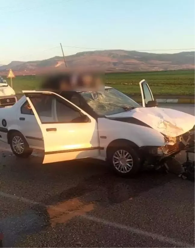 Son dakika haberi: Adıyaman'da otomobil ile motosikletin çarpıştığı kazada 3 kişi yaralandı