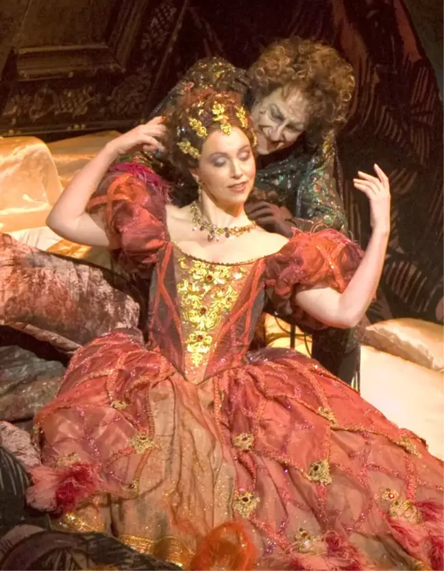 Royal Opera House Gösterimi: Les Contes D'hoffmann