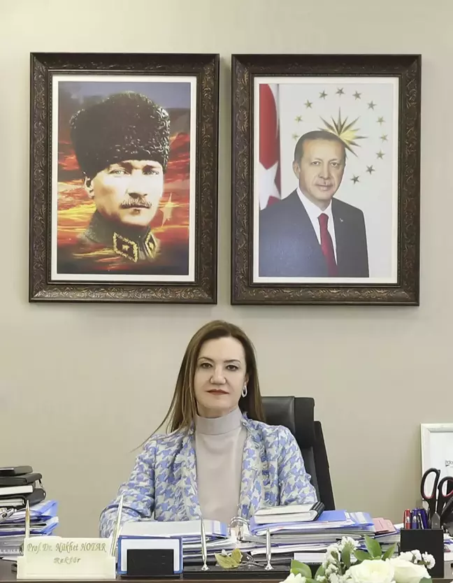 DEÜ Rektörü Hotar'dan