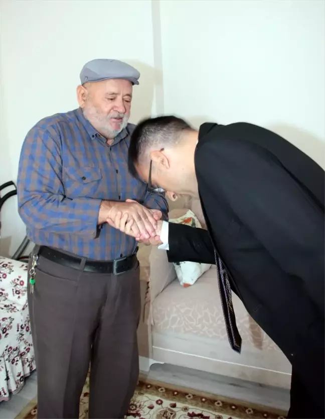 Beypazarı Kaymakamı Yılmaz şehit ailelerini ziyaret etti