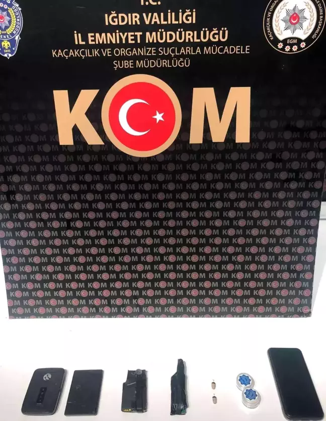 Iğdır'da kulaklık ve kameralı sistem kurarak sınava giren şahıslar tutuklandı