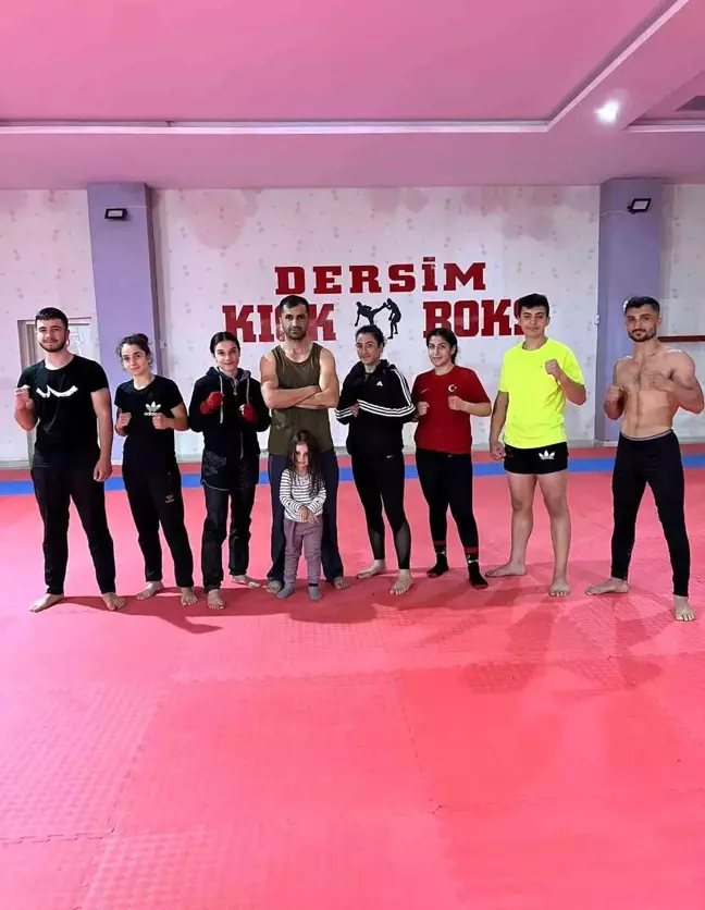 Dersim kick boks sporcuları, Dünya Kupası'nda Türkiye'yi temsil edecek