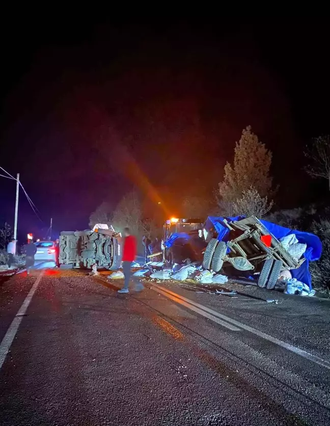 Kastamonu'da afif ticari araç ile traktör çarpıştı: 1 yaralı