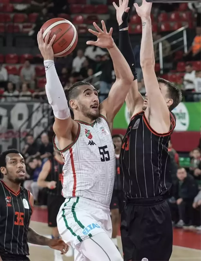 Karşıyaka, Manisa Basket'i 103-91 Mağlup Etti