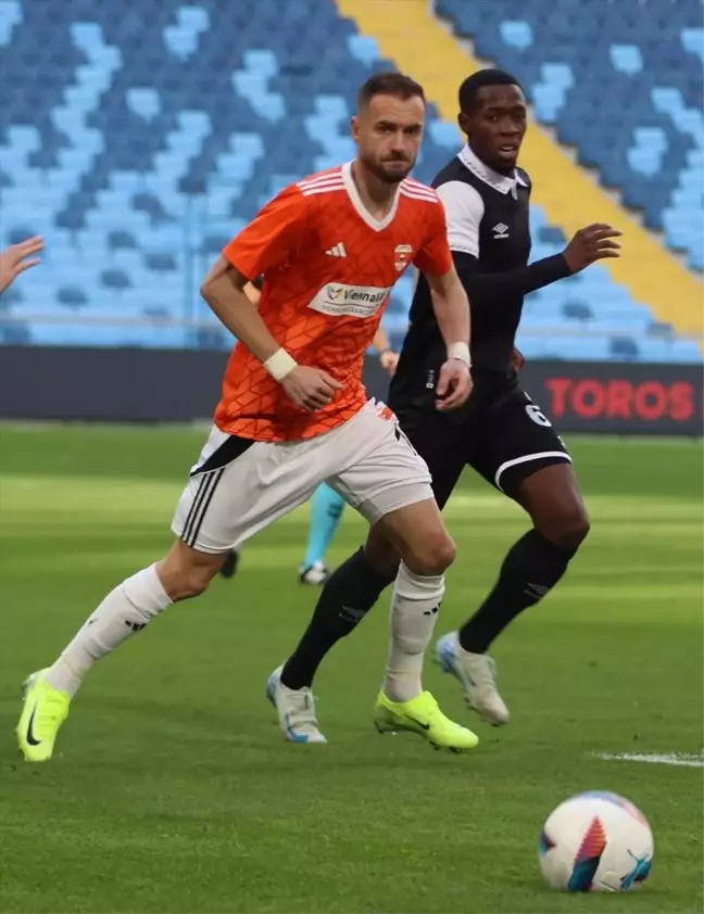 Adanaspor, Manisa FK'yı 2-1 mağlup etti