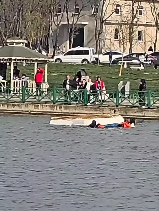 Kapaklı'da Deniz Bisikleti Kazası: 4 Kişi Göle Düştü