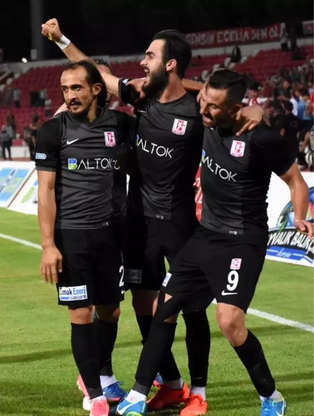 Balıkesirspor Baltok'tan Taraftarına 3 Puanlık Bayram Hediyesi