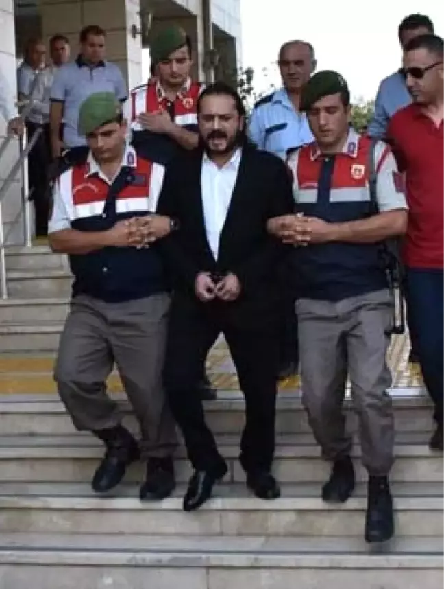 Emrah Serbes'i Muayene Eden Sağlık Ekibi Alkol Kokusu Almış