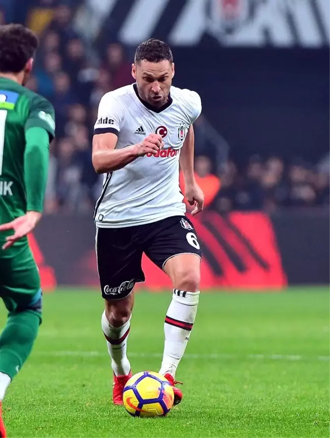 Dusko Tosic Antalyaspor'a yakın