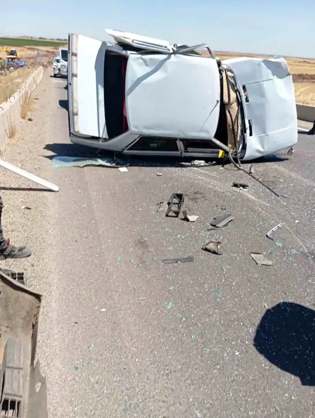 Diyarbakır'da trafik kazası: 3'ü kadın 4 kişi yaralandı