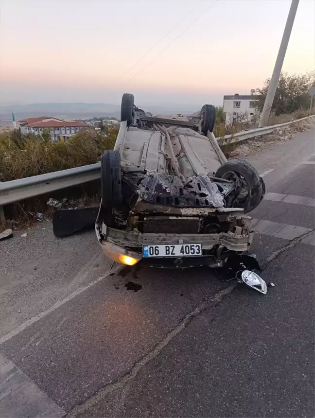 Gaziantep'te Devrilen Otomobil Sürücüsü Yaralandı