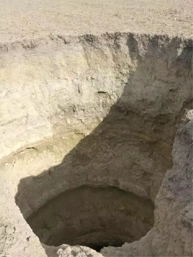 Karapınar'da Yeni Bir Obruk Oluştu