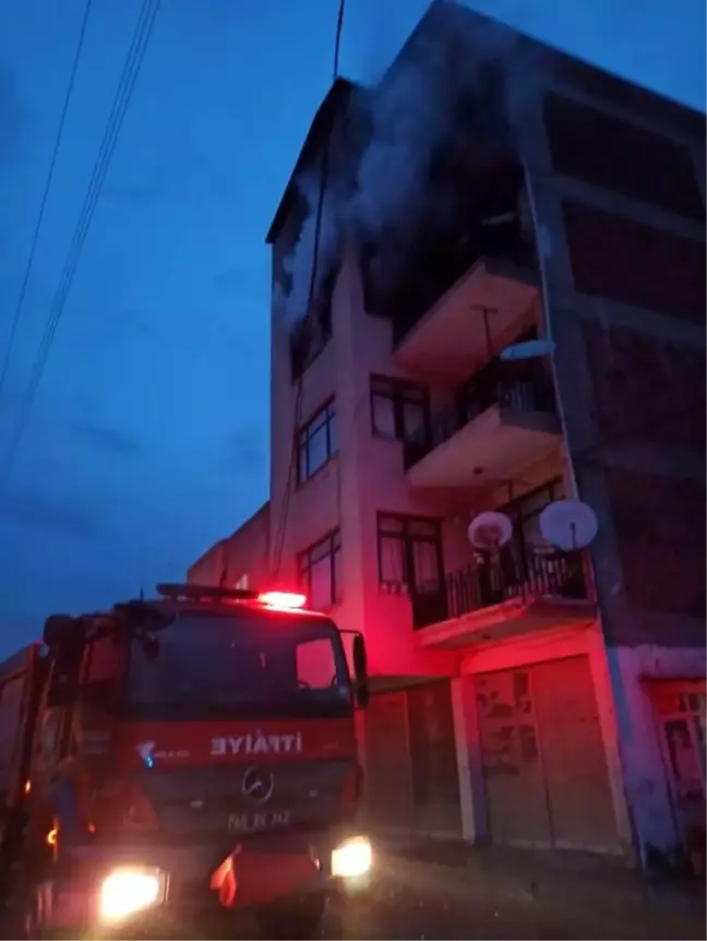 4 katlı apartmanda yangın