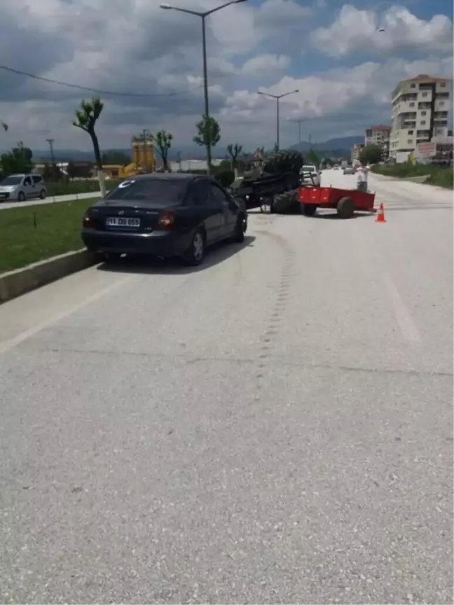 Harran'da Traktör Otomobile Çarptı; 1 Ölü, 1 Yaralı