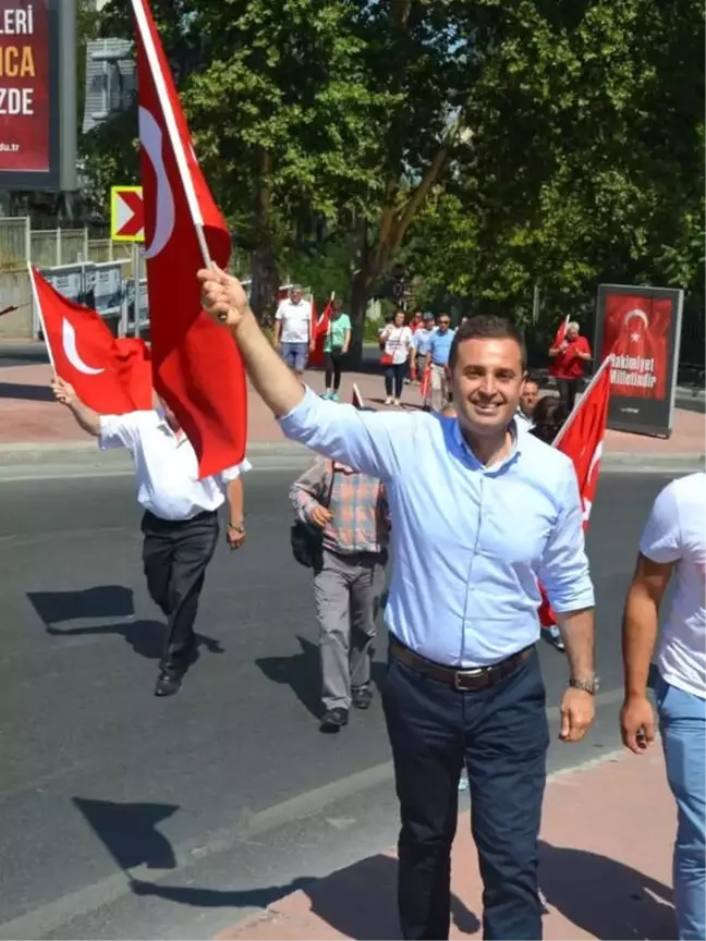 Akın'dan Kurtuluş Günü Mesajı