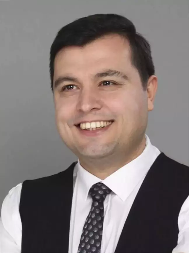 Uşak Belediye Başkanlığını Kesin Olmayan Sonuçlara Göre, AK Parti Adayı Mehmet Çakın Kazandı.
