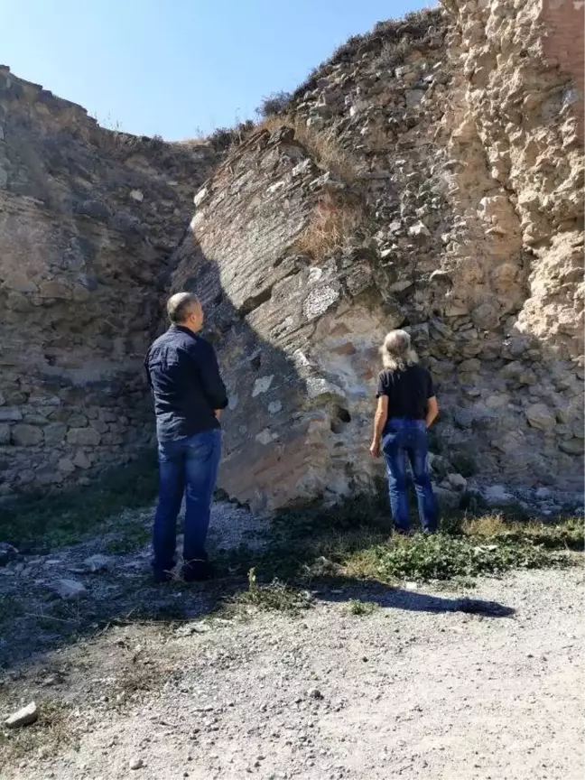 İznik'te 2 bin 500 yıllık surda çökme