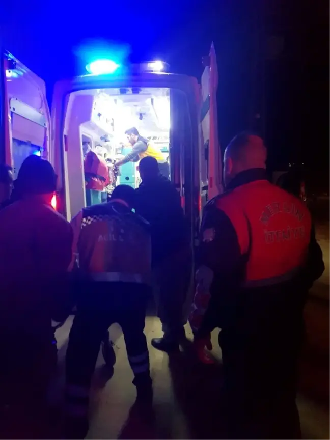 Tarsus'ta mantar üretme tesislerinde çelik raflar işçilerin üzerine devrildi: 1 kişi öldü, 3 kişi...