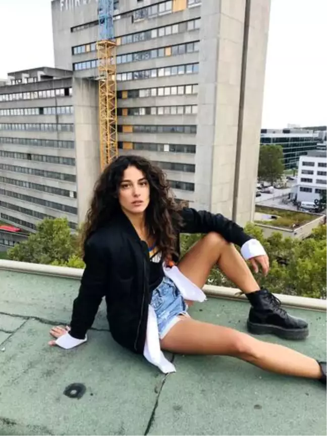 Cansu Tosun bu sefer klip yıldızı oldu