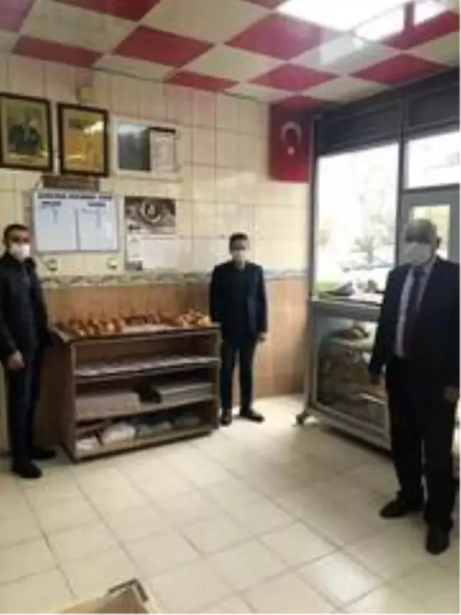 Seyhan Arifoğlu'ndan 'Askıda ekmek uygulaması'na övgü