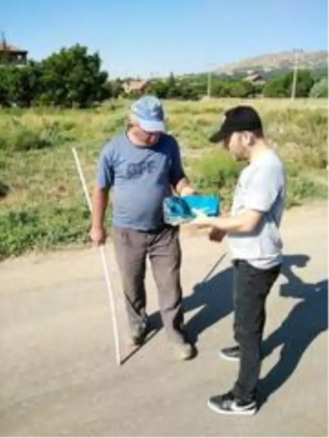Bahşılı'da vatandaşlara bayram ikramı