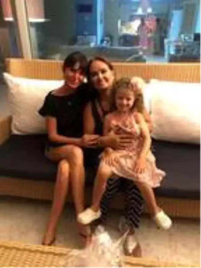 Söz Ar'a sürpriz doğum günü