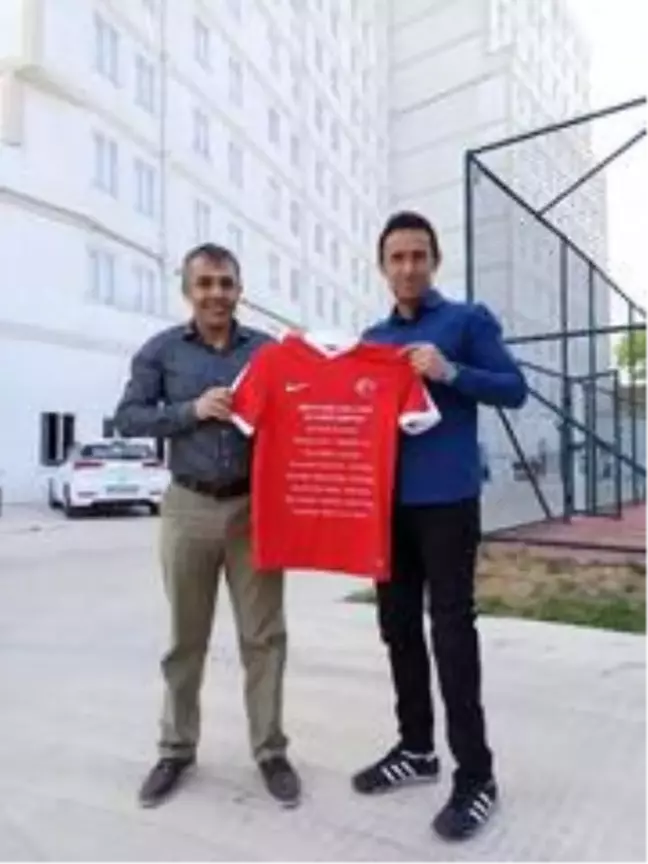 Ampute Milli Futbol Takımına anlamlı ziyaret