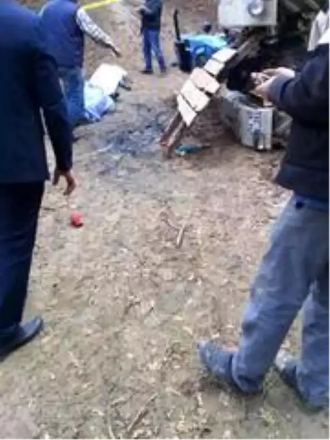 Mantar toplamaya gittikleri traktör devrildi: 2 ölü, 1 yaralı