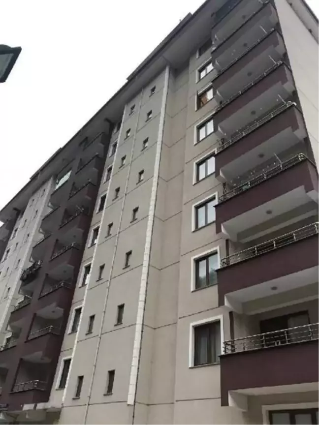 6'ncı kattan düşen 12 yaşındaki Zehra hayatını kaybetti