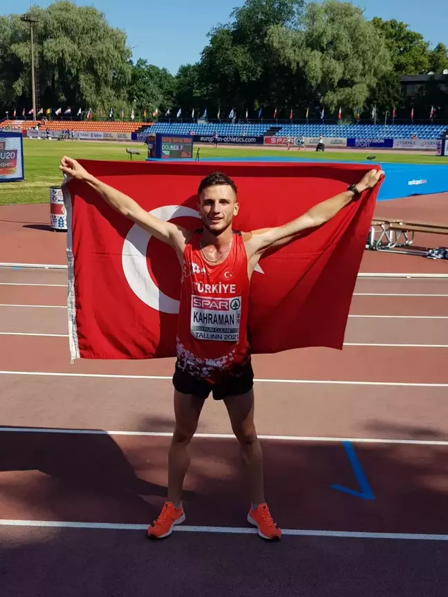 Milli atlet Mert Kahraman'dan gümüş madalya