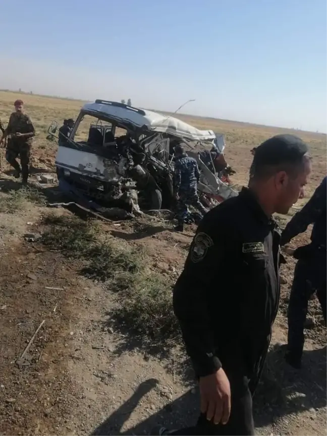 Kerkük'te meydana gelen trafik kazasında 2 polis öldü, 39'u yaralandı
