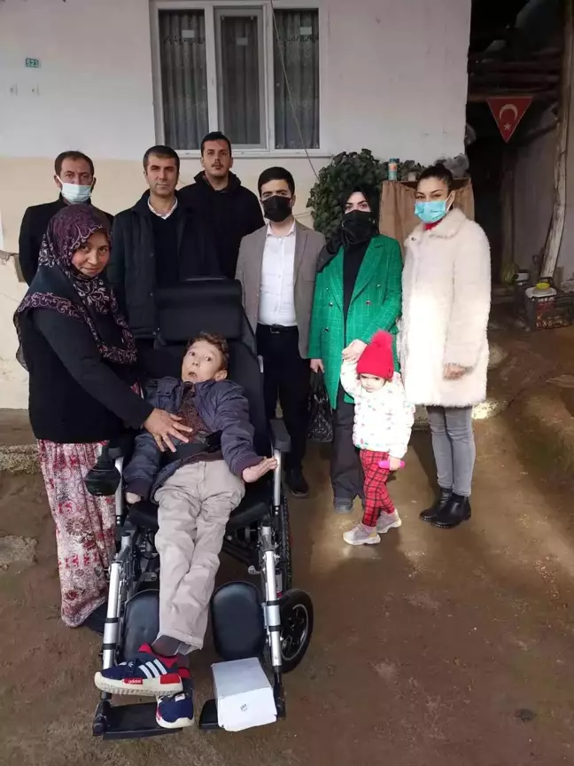 Emin'e en anlamlı yeni yıl hediyesi