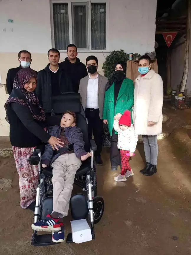 Emin'e en anlamlı yeni yıl hediyesi