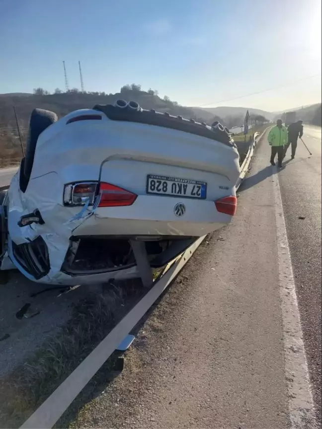 Samsun'da otomobil takla attı: 2 yaralı