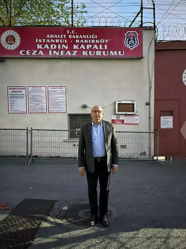 Çakırözer, Bakırköy Kadın Cezaevi'nde Gezi Tutuklularını Ziyaret Etti.