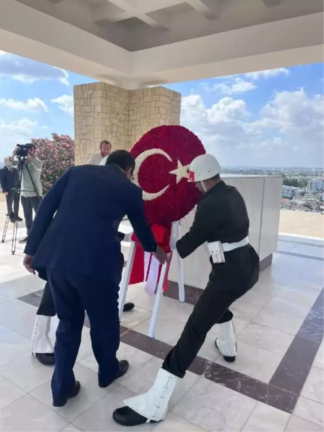 Cevdet Yılmaz, KKTC'de Dr. Fazıl Küçük Anıtı ve Rauf Denktaş'ın Kabrini Ziyaret Etti