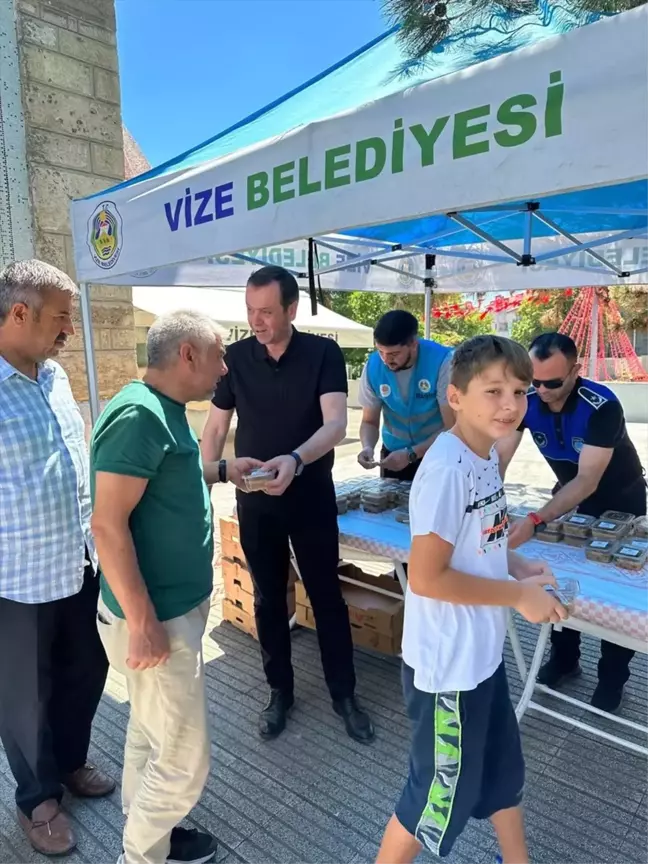 Demirköy ilçesinde yol yapım çalışması devam ediyor