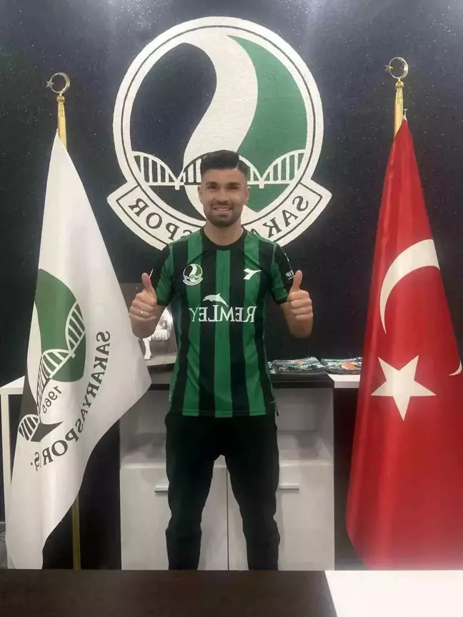 Sakaryaspor, Hasan Kılıç ve Sinan Kurt'u transfer etti