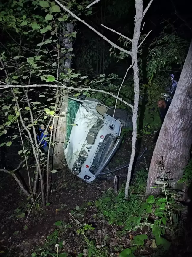 Artvin'de trafik kazasında hayatını kaybeden lise öğrencisi son yolculuğuna uğurlandı