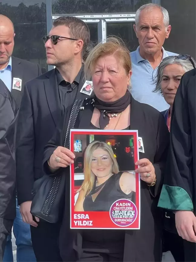 Beylikdüzü'nde Nuri Yıldız'ın cesedi bulundu, Avcılar'da eşi Esra Yıldız öldürüldü