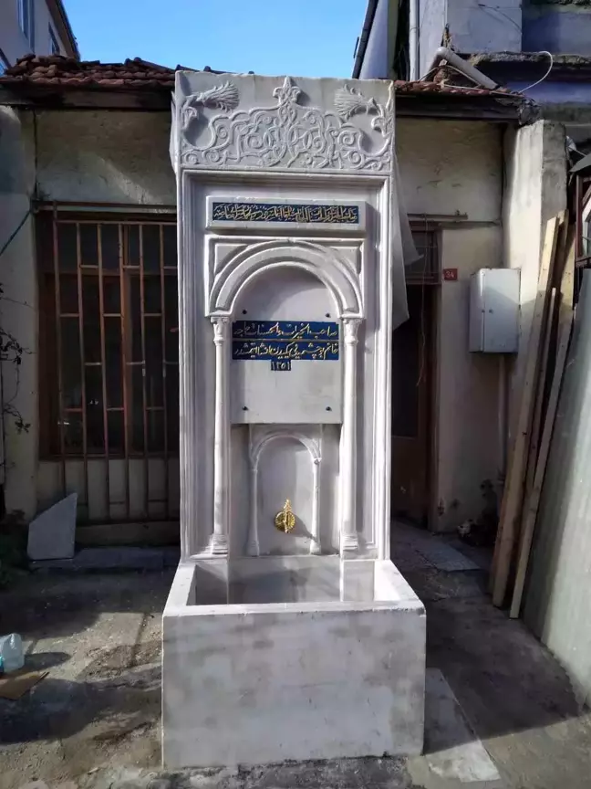 Eyüpsultan Belediyesi Hacı Hanım Çeşmesi'ni Onardı