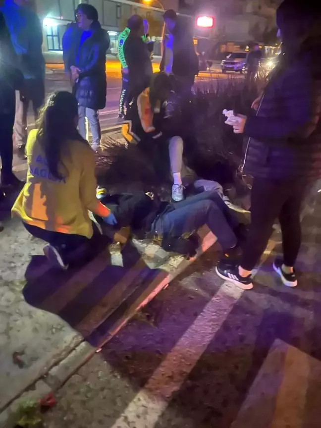 Antalya'da motosiklet kazası: 2 kişi yaralandı