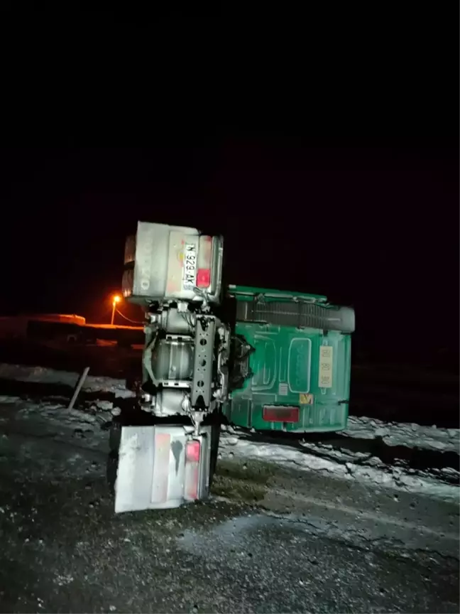 Ağrı'da meydana gelen trafik kazalarında 4 kişi yaralandı