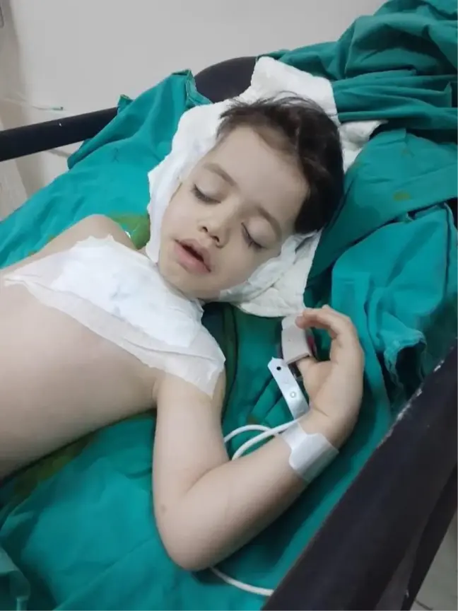 Kulağından ameliyat edilen Kaan'ın ailesinden yanlış tedavi iddiasıyla suç duyurusu