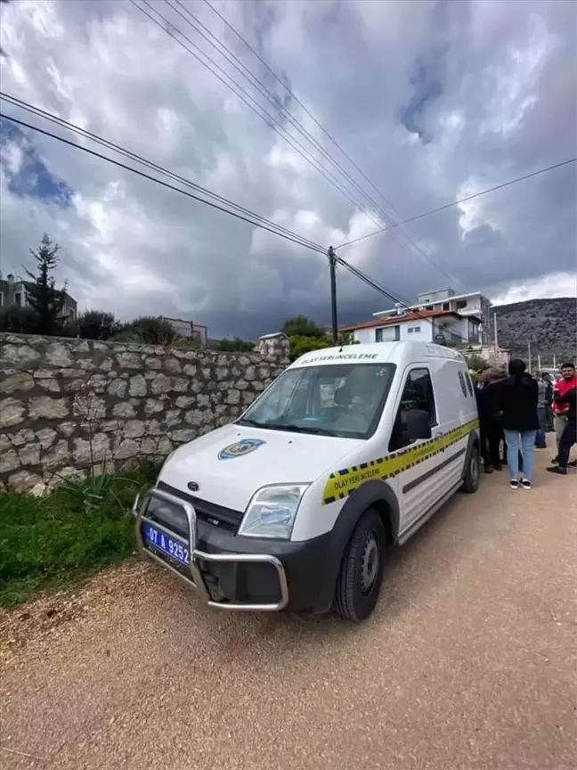 Antalya'da kayıp kadın inşaat alanında ölü bulundu