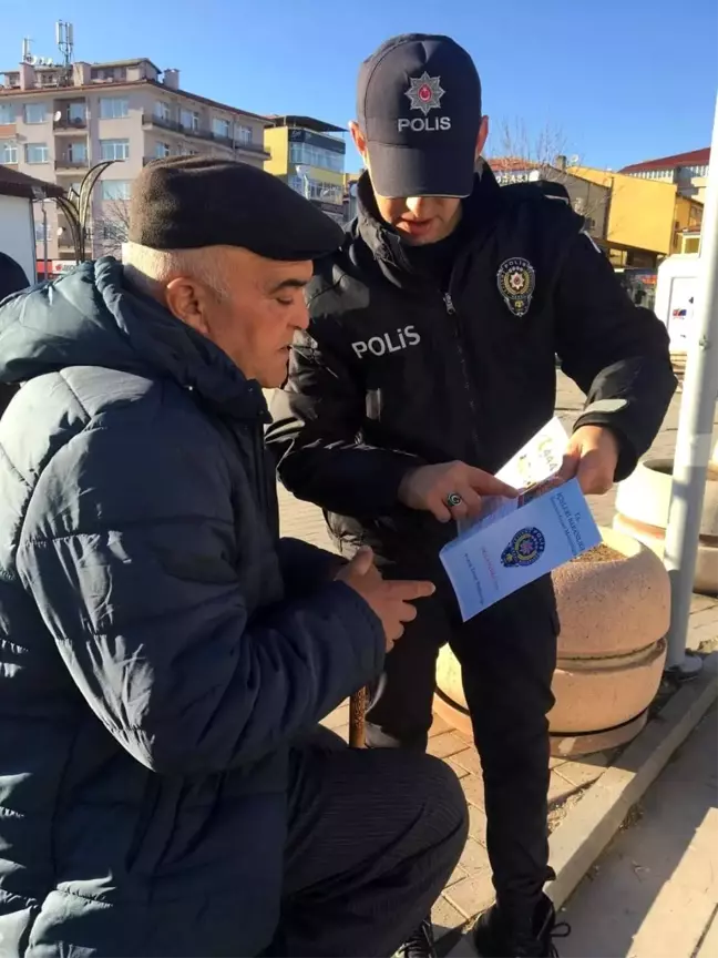 Çorum Alaca İlçe Emniyet Müdürlüğü Vatandaşları Sosyal Medya Dolandırıcılığına Karşı Uyardı