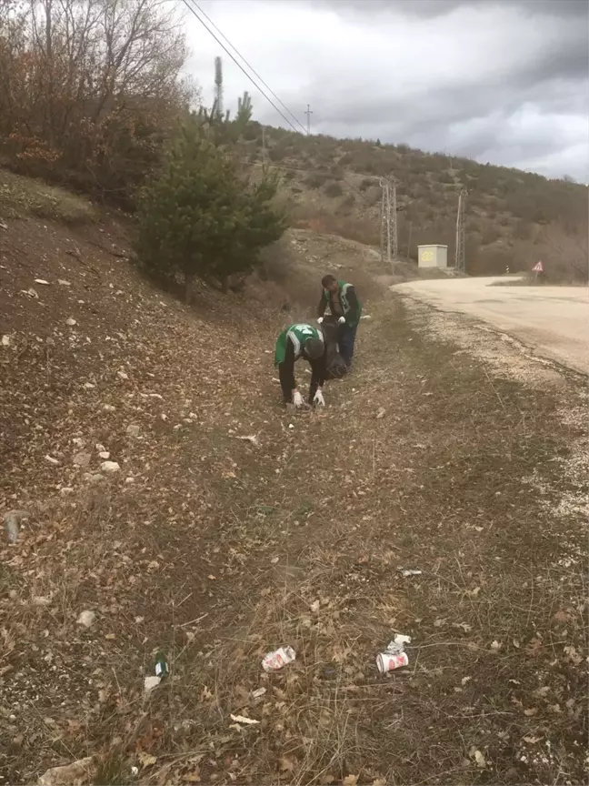 Tokat'ın Almus ilçesinde çevre temizliği gerçekleştirildi