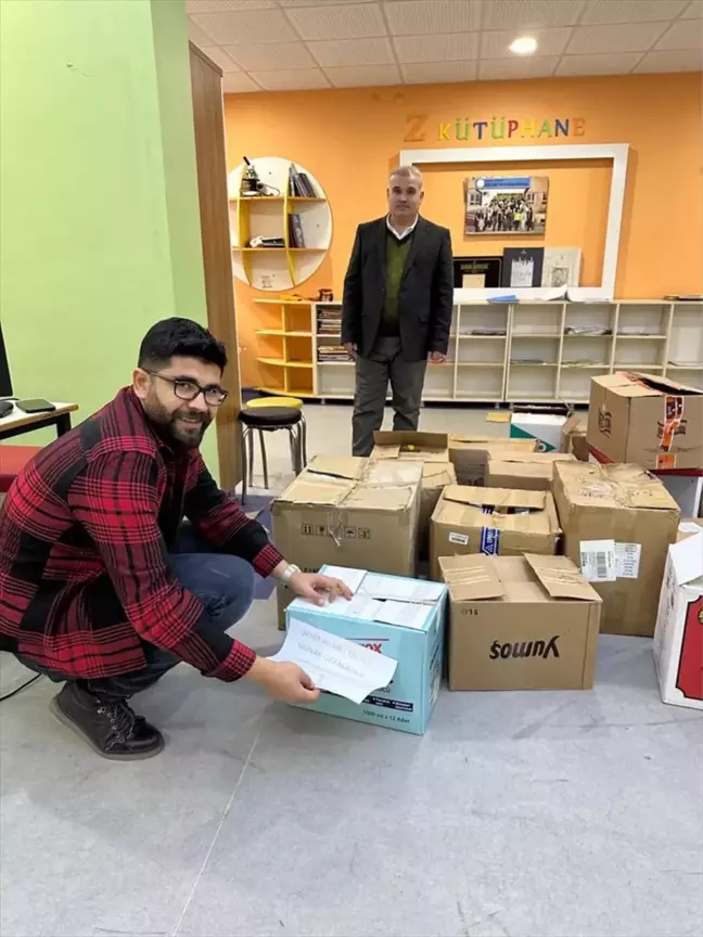 Şehit Ahmet Oktay Günak Ortaokulu Öğrencileri İhtiyaç Sahibi Ailelere Gıda Yardımı Yaptı