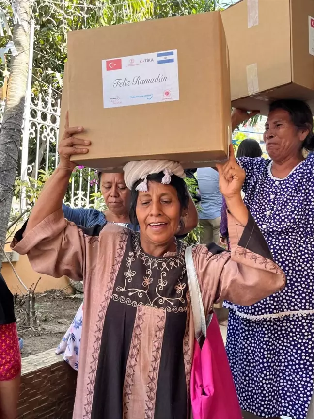 TİKA, El Salvador'da Müslümanlara Gıda Yardımı Yaptı