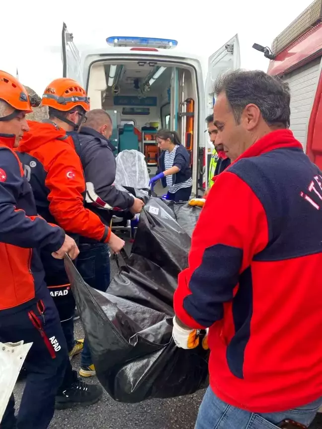 Gümüşhane'de Otomobil Takla Attı: 1 Ölü, 1 Yaralı